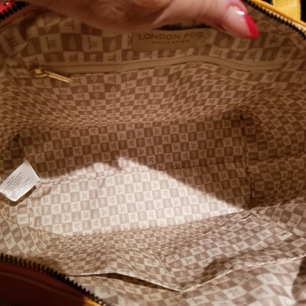 LONDON FOG YELLOW JOSEPHINE TOTE - Picture 10 of 10